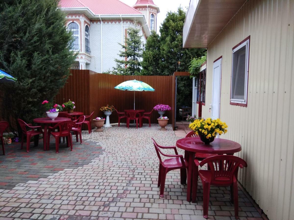 Mini Hotel Уютный Дворик Odesa Exterior photo